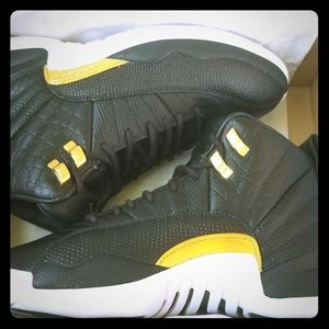 WMNS Air Jordan 12 Retro